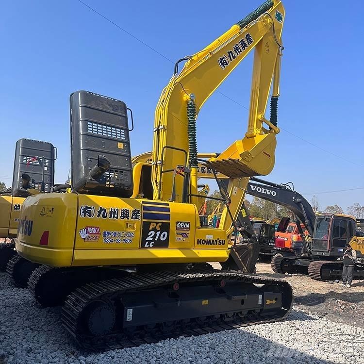 Komatsu PC210LC-8 Kāpurķēžu ekskavatori