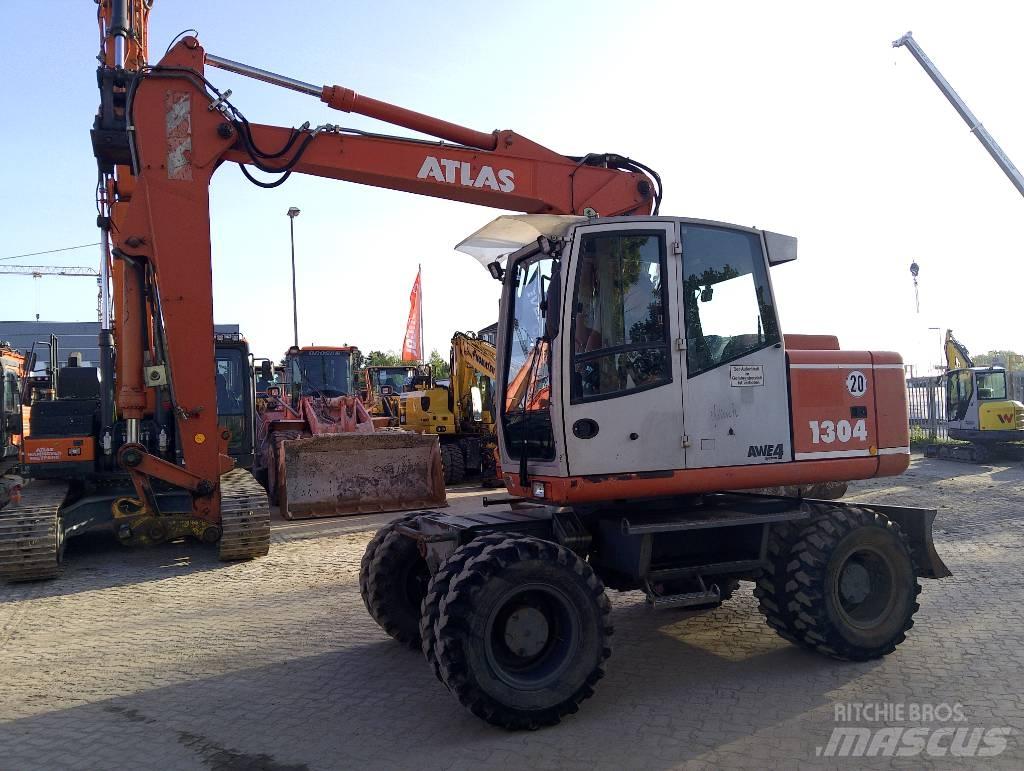 Atlas AB1304M Ekskavatori uz riteņiem