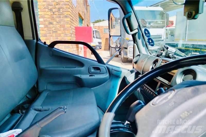 Hino 300 614 Citi