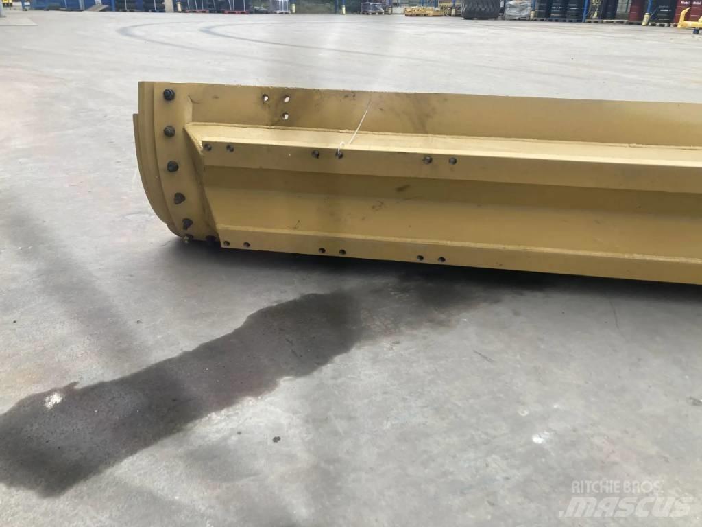 CAT 160M2 Moldboard Kausi