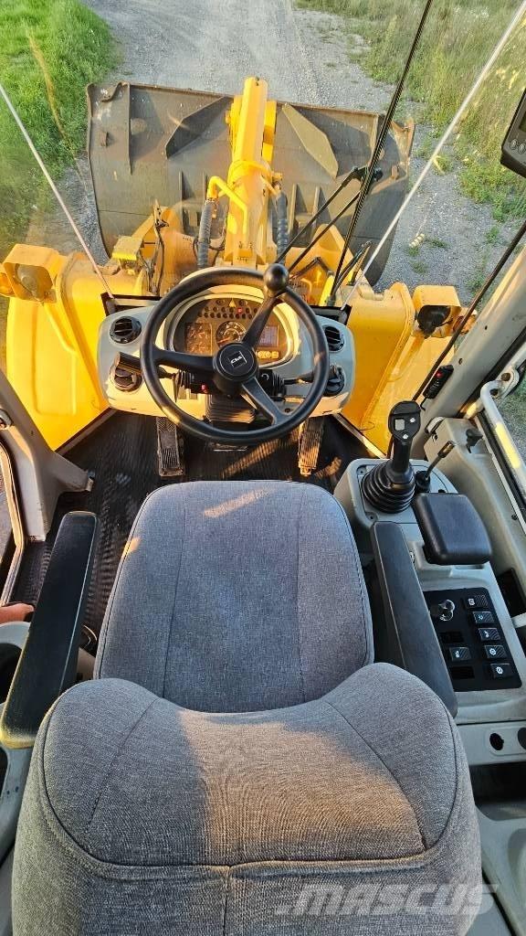 Hyundai HL 770-7 A Iekrāvēji uz riteņiem