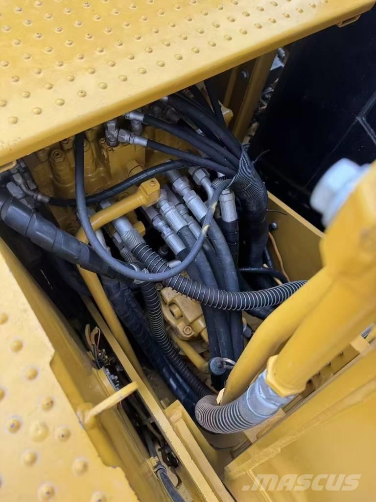 CAT 312 Kāpurķēžu ekskavatori