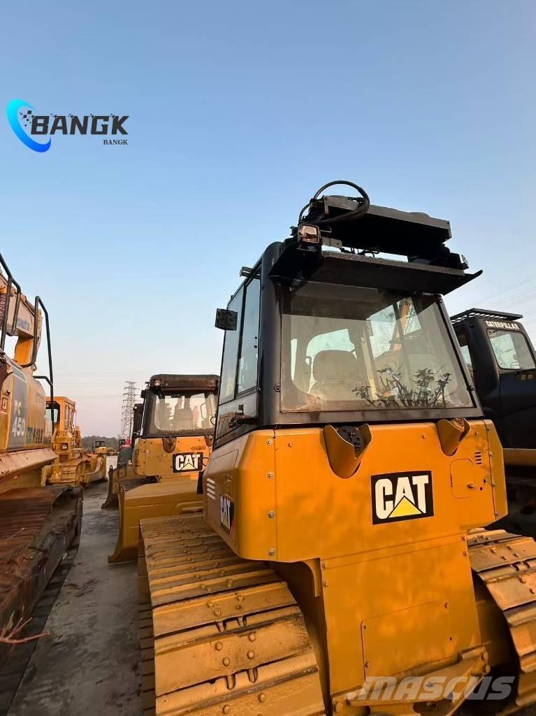CAT D 5 K Kāpurķēžu buldozeri