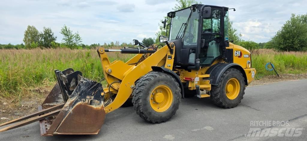 CAT 908 , Cat 908M Iekrāvēji uz riteņiem