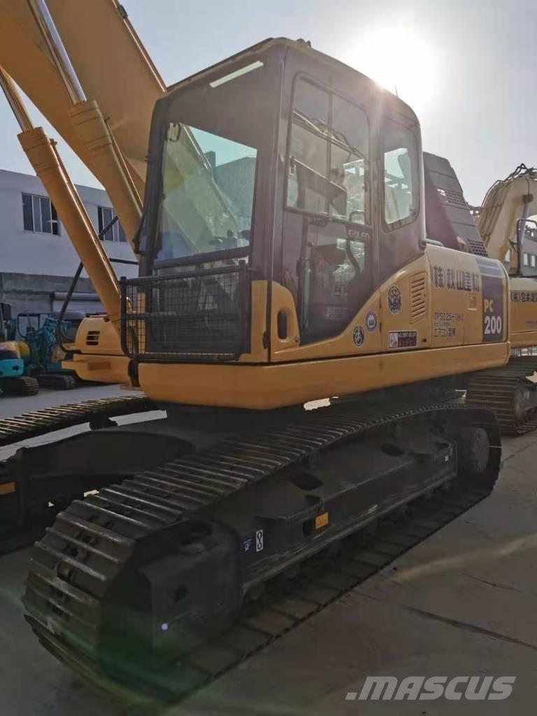 Komatsu PC 200-7 Kāpurķēžu ekskavatori