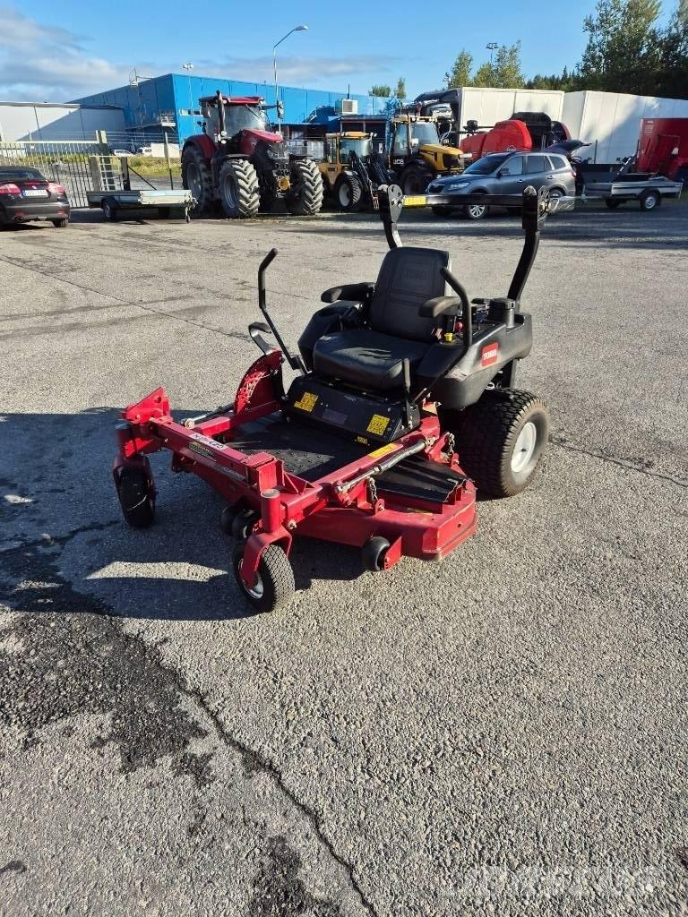 Toro Z MASTER Z400 Mauriņa traktors