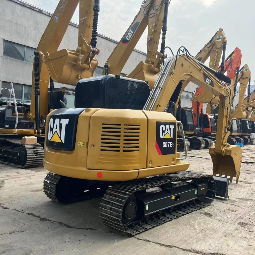 CAT 307E2 Kāpurķēžu ekskavatori