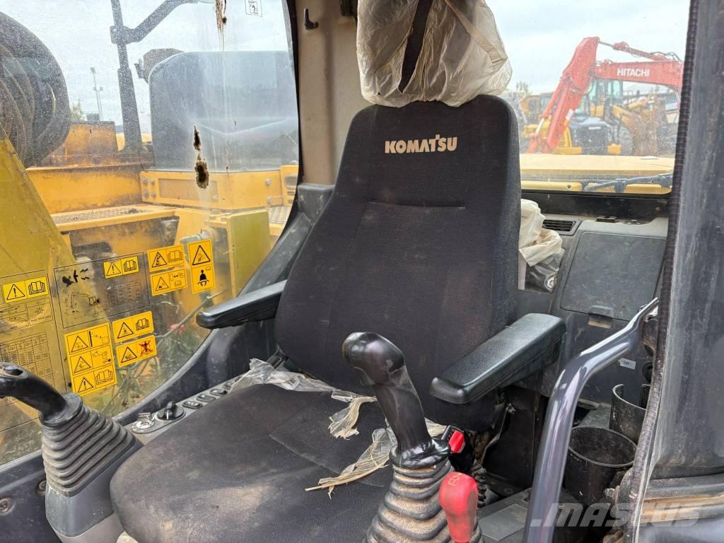 Komatsu PC138US-11 Kāpurķēžu ekskavatori