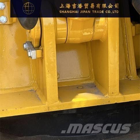 Komatsu PC 70 Kāpurķēžu ekskavatori