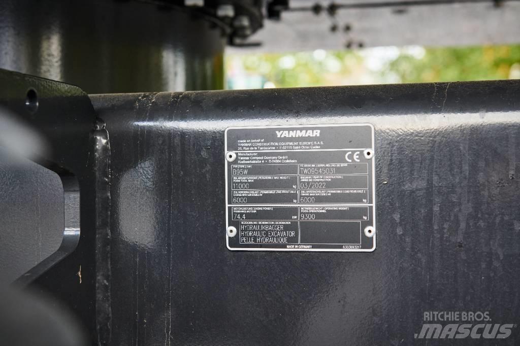 Yanmar B95W Ekskavatori uz riteņiem
