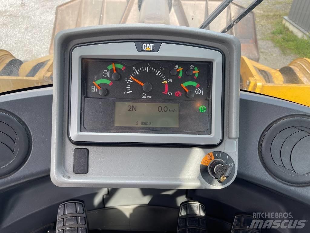 CAT 966 M Iekrāvēji uz riteņiem