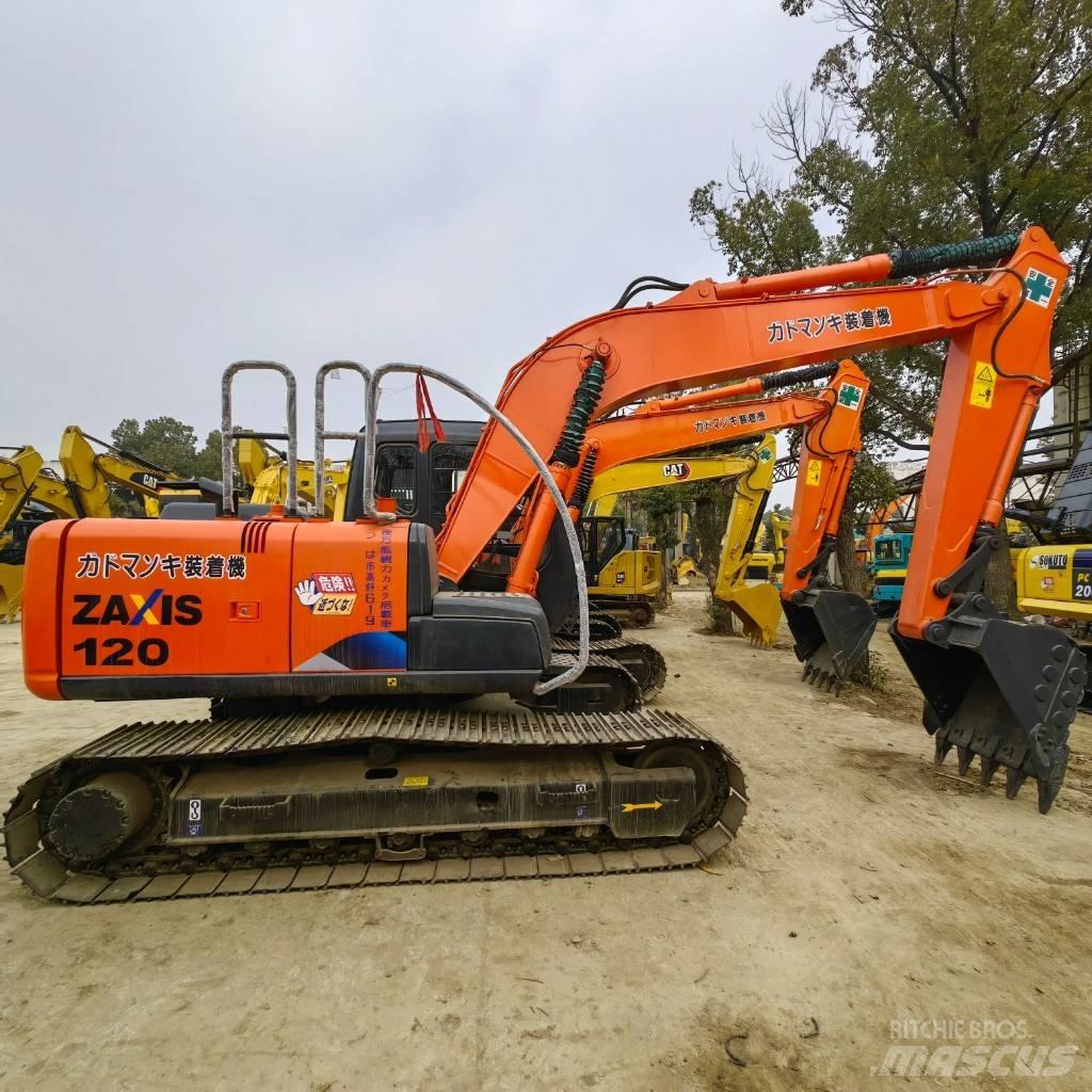 Hitachi ZX 120 Kāpurķēžu ekskavatori