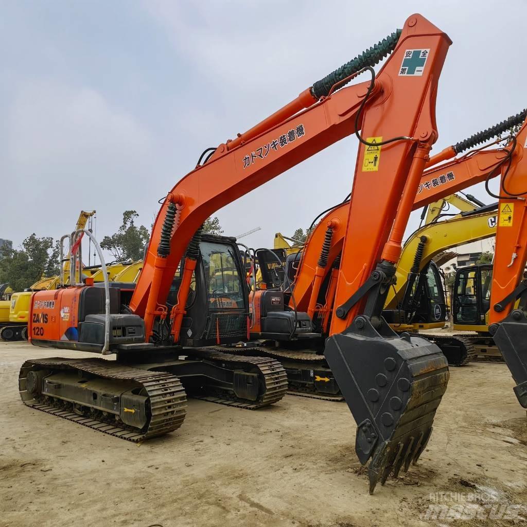 Hitachi ZX 120 Kāpurķēžu ekskavatori