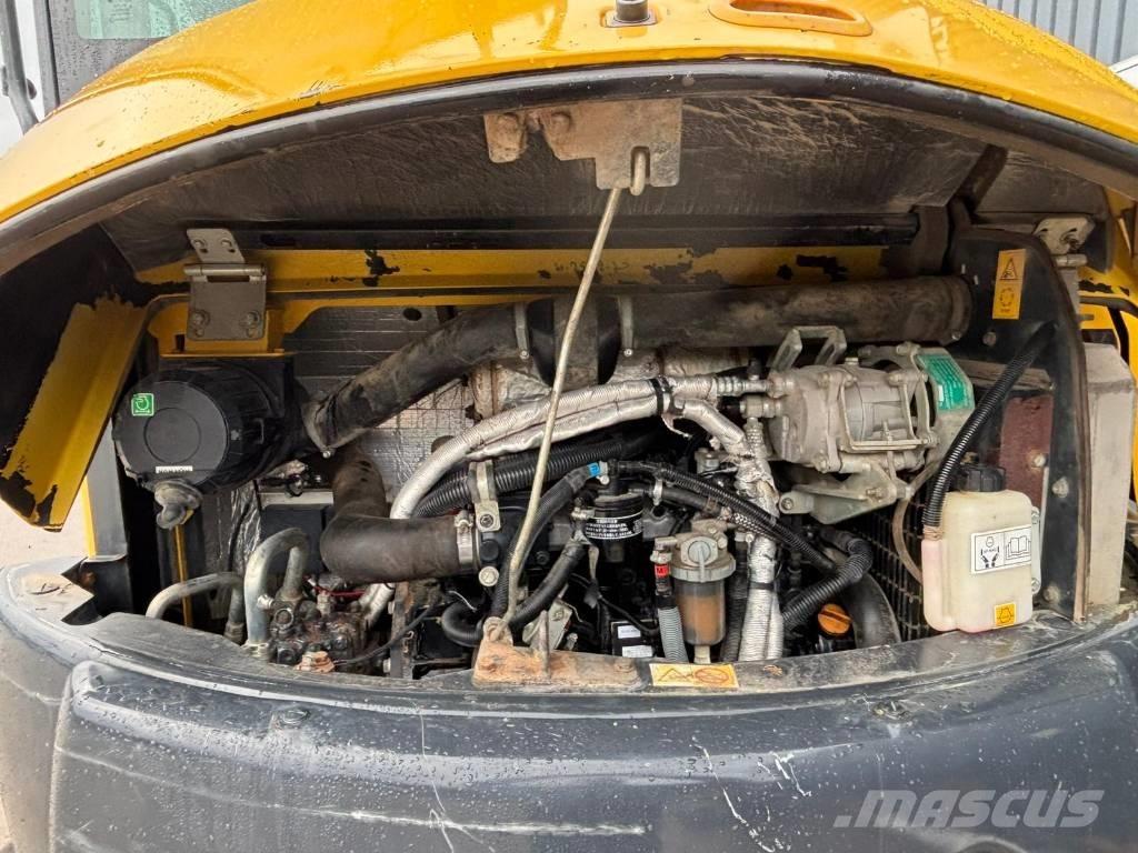 Komatsu PC 80 MR-3 Vidēja lieluma ekskavatori 7 t - 12 t