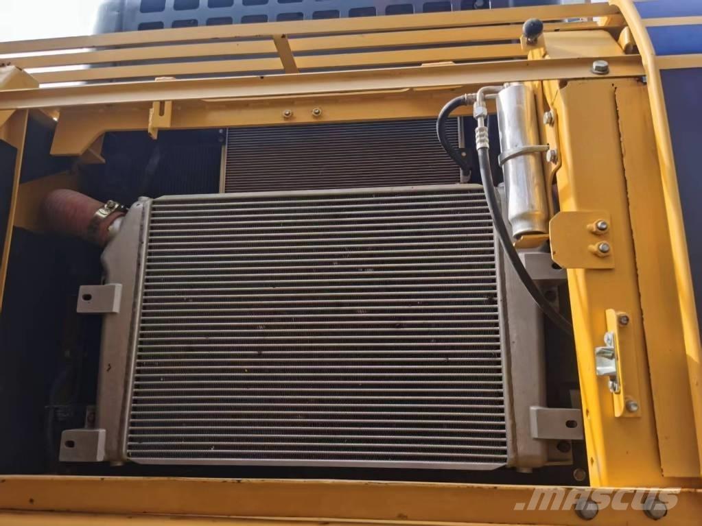 Komatsu PC 350-8 Kāpurķēžu ekskavatori