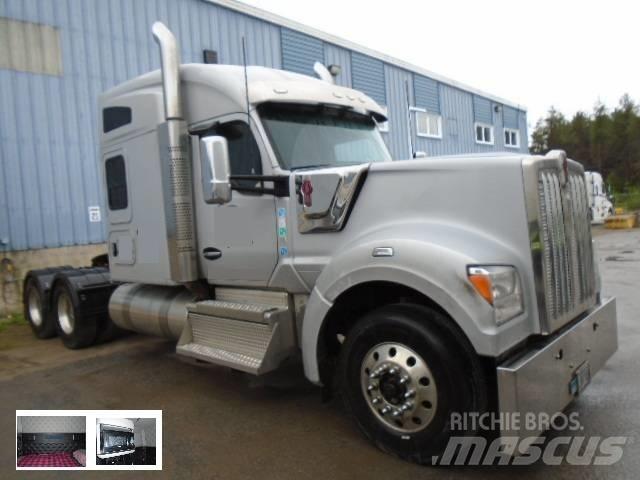 Kenworth W 990 Vilcēji