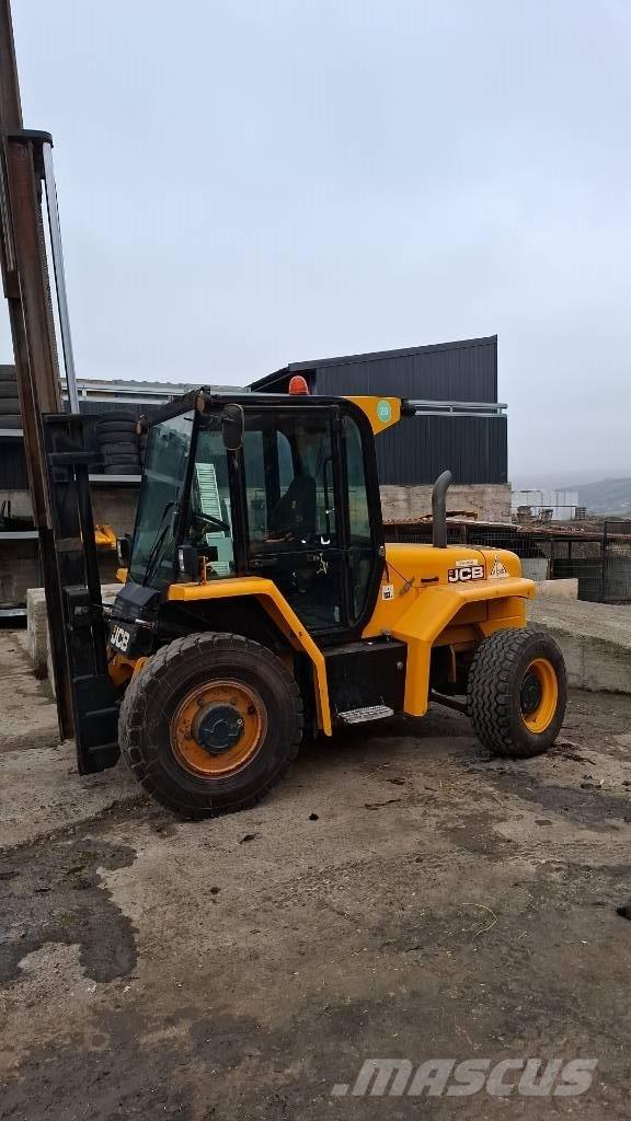 JCB 930 Apvidus autokrāvējs