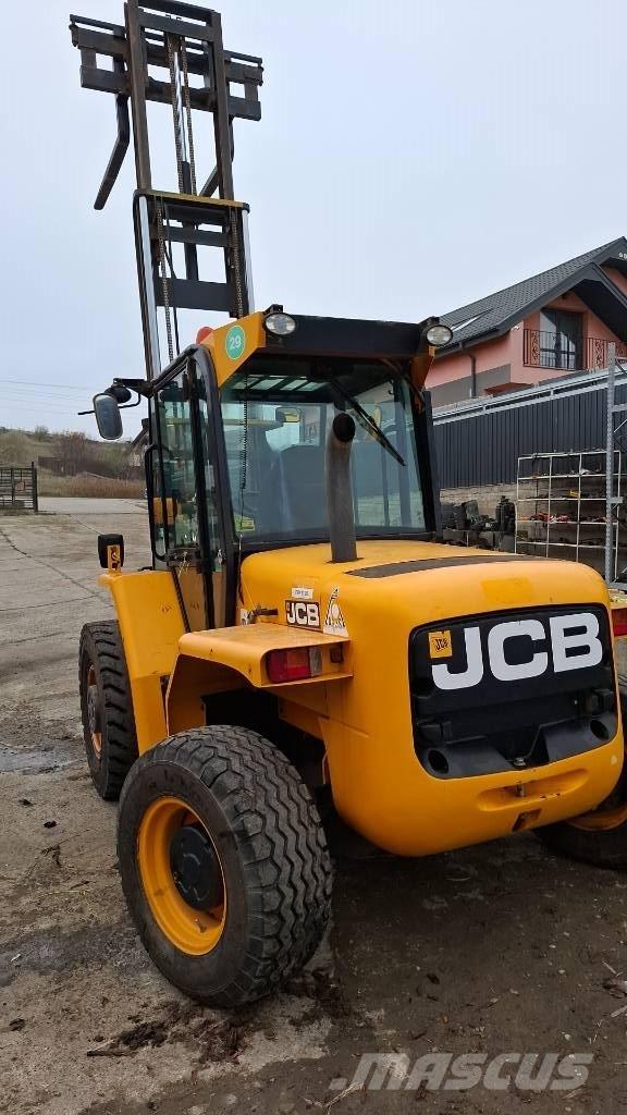 JCB 930 Apvidus autokrāvējs