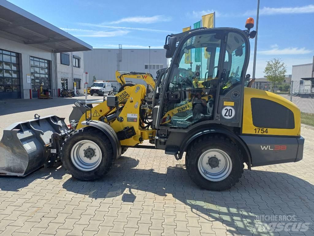 Wacker Neuson WL38 Iekrāvēji uz riteņiem