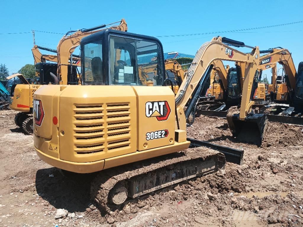 CAT 306 Kāpurķēžu ekskavatori
