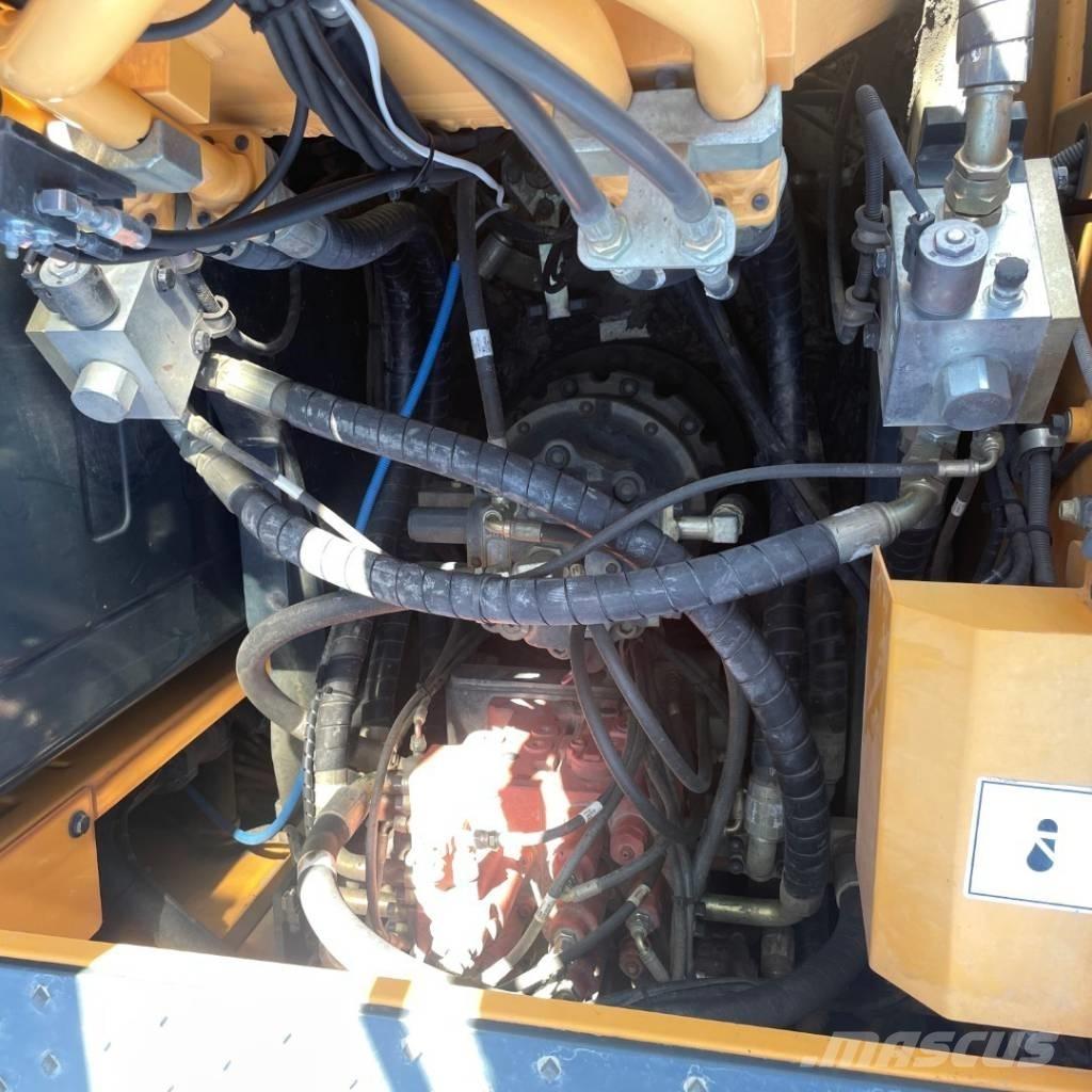 Hyundai HX220L Kāpurķēžu ekskavatori