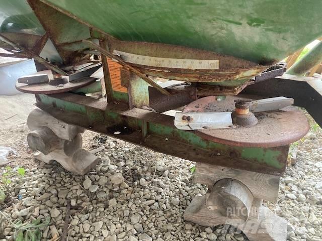 Amazone ZA-U 1500 Minerālmēslu izkliedētāji