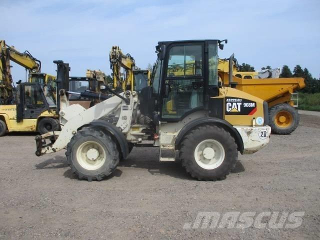 CAT 908 M Iekrāvēji uz riteņiem