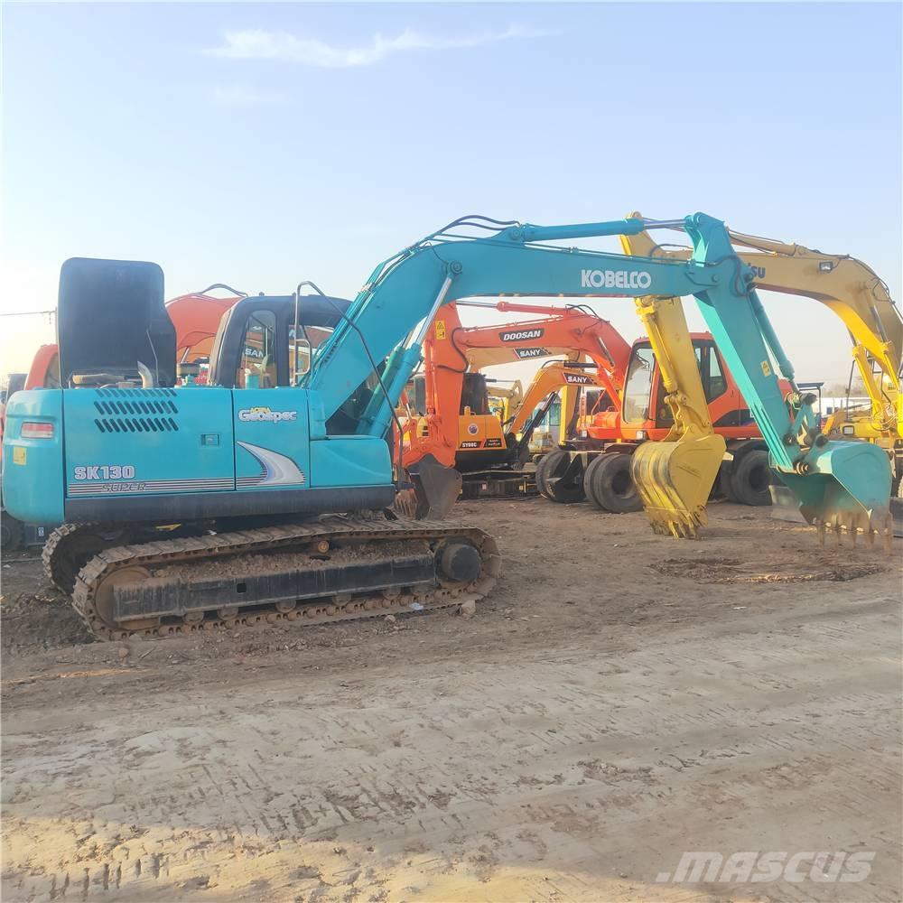 Kobelco SK130 Kāpurķēžu ekskavatori