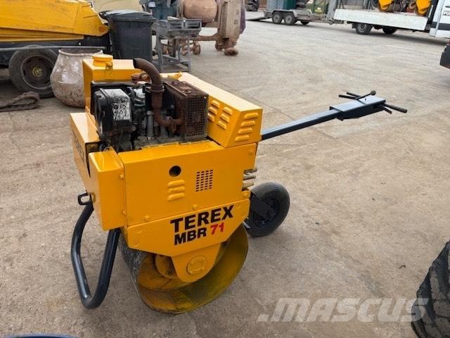 Terex MBR71 Vienvalča grunts veltņi