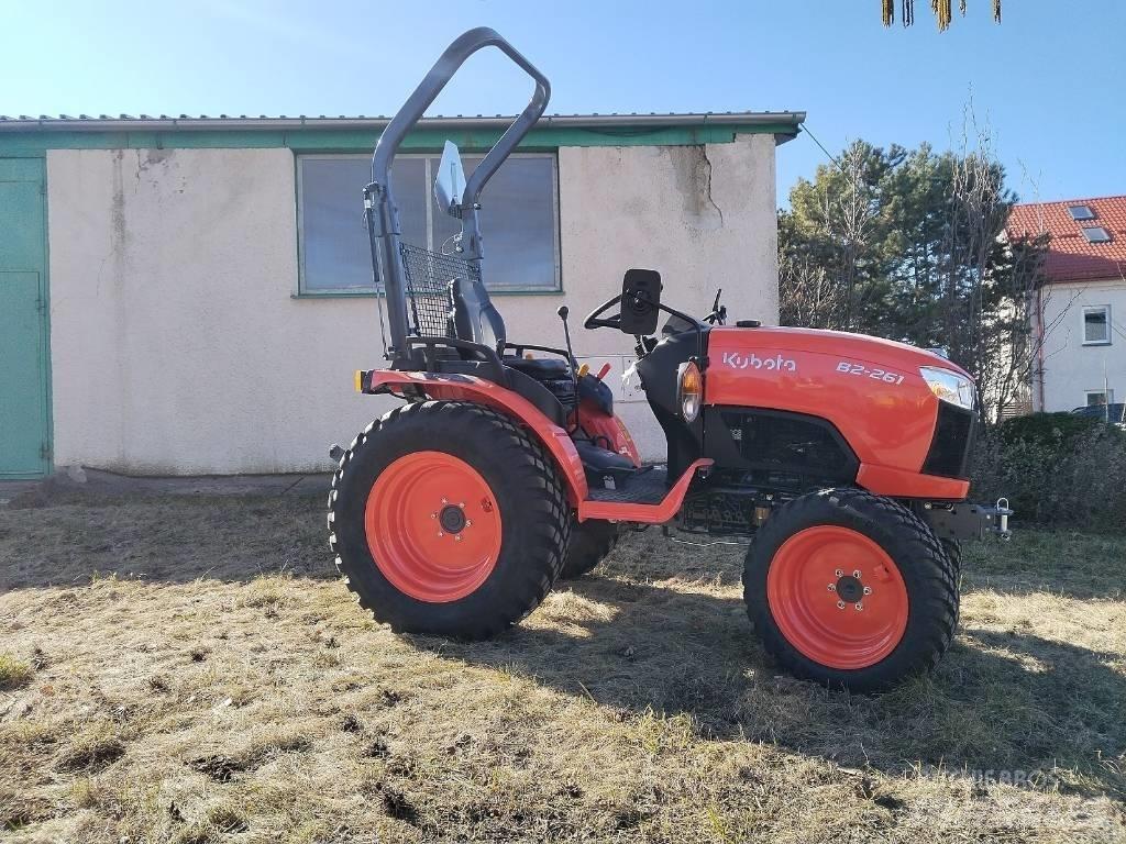 Kubota B2261 H Rops Kompaktie traktori