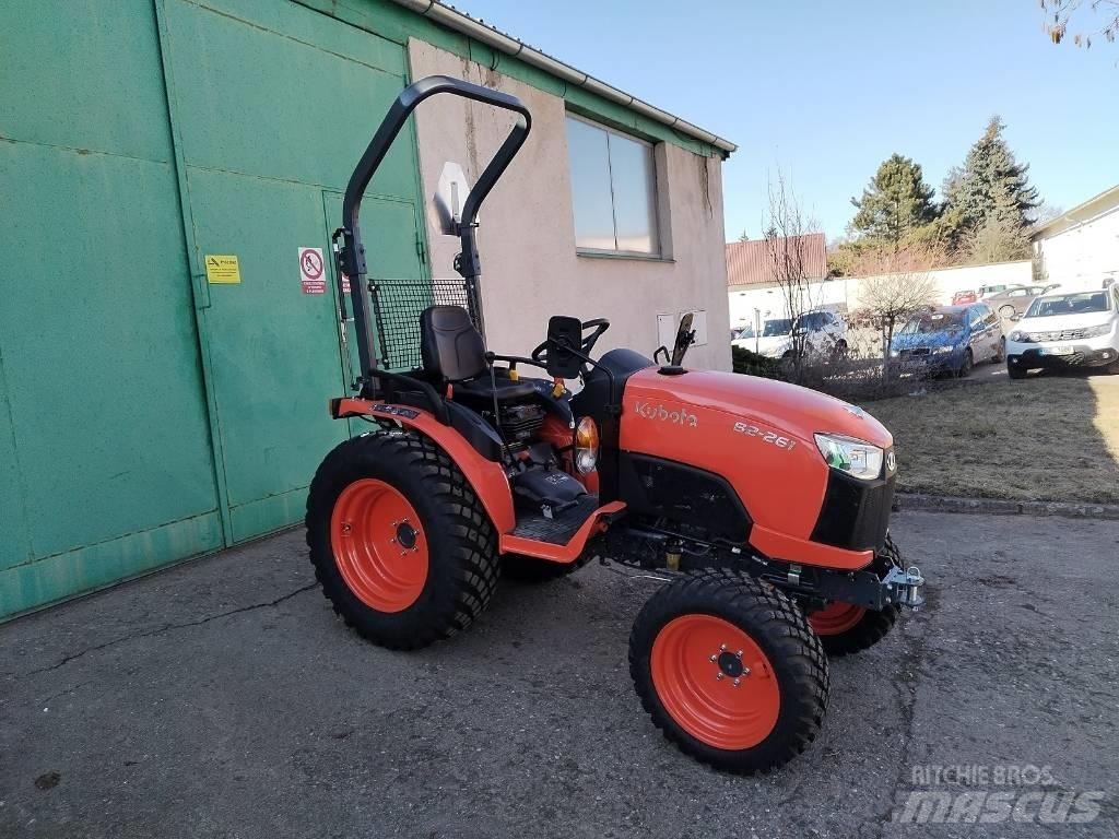 Kubota B2261 H Rops Kompaktie traktori