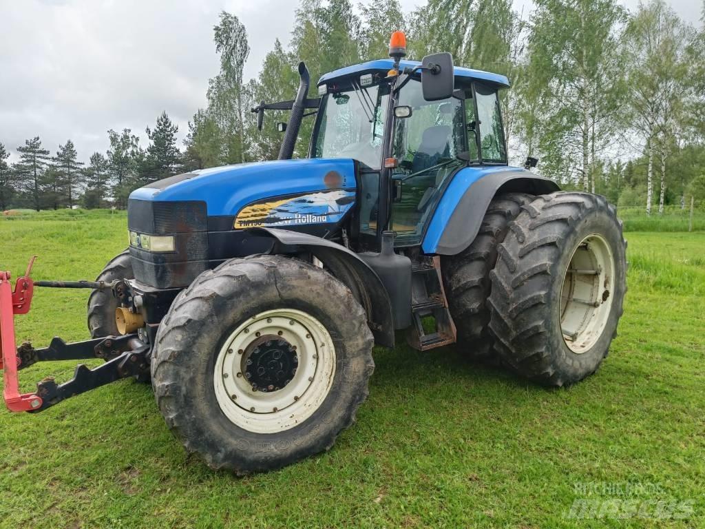 New Holland TM 190 Traktori