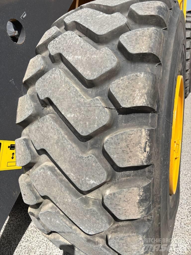Volvo L 180 H Iekrāvēji uz riteņiem