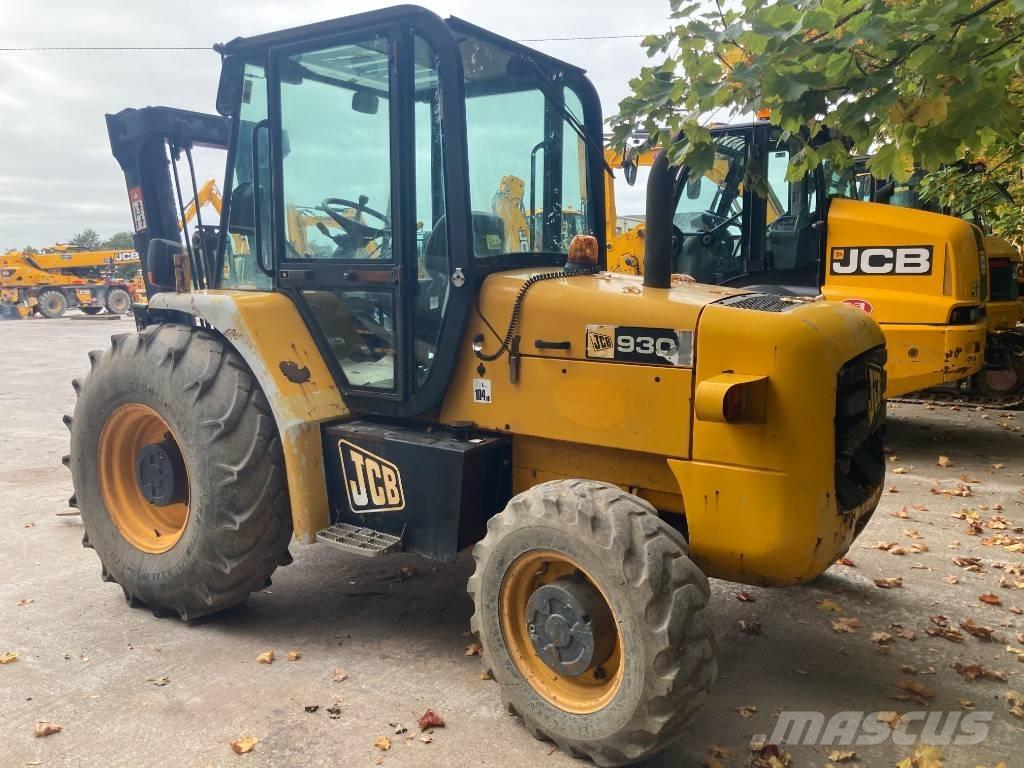 JCB 930-4 Apvidus autokrāvējs