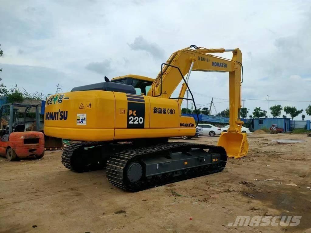 Komatsu pc220-7 Kāpurķēžu ekskavatori
