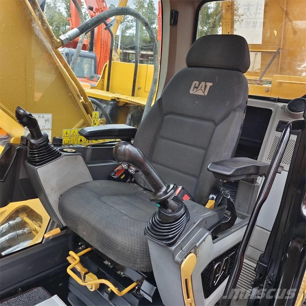 CAT 320 GC Kāpurķēžu ekskavatori