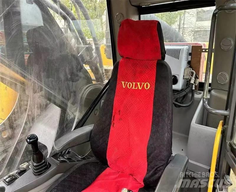 Volvo EC480DL Kāpurķēžu ekskavatori