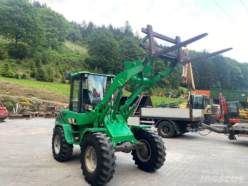 Volvo L 30 Iekrāvēji uz riteņiem