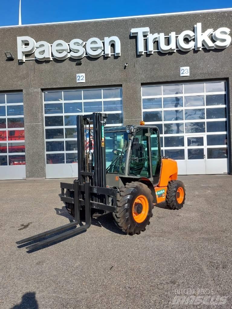 Ausa C 251 H x4 Apvidus autokrāvējs