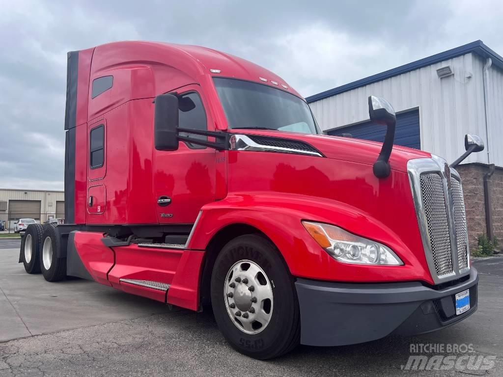 Kenworth T 680 Vilcēji