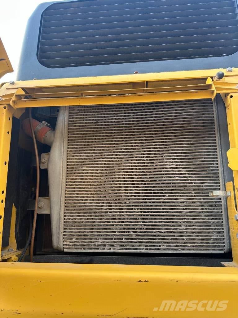 Komatsu PC 400-8 Kāpurķēžu ekskavatori