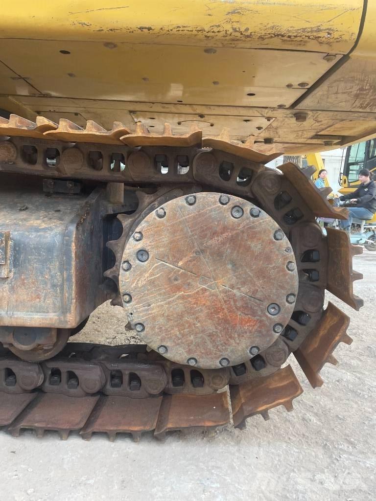 Komatsu PC 400-8 Kāpurķēžu ekskavatori