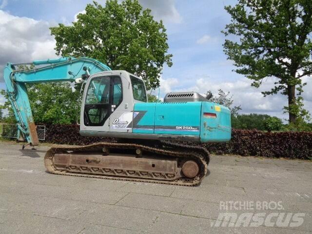 Kobelco SK250NLC Kāpurķēžu ekskavatori