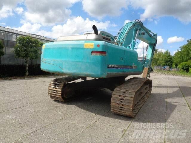 Kobelco SK250NLC Kāpurķēžu ekskavatori