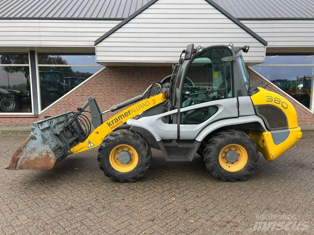 Kramer 380 shovel Iekrāvēji uz riteņiem