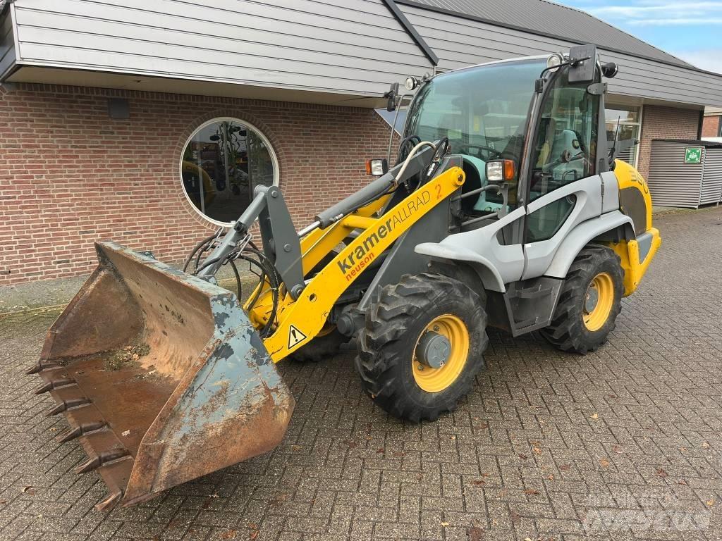 Kramer 380 shovel Iekrāvēji uz riteņiem