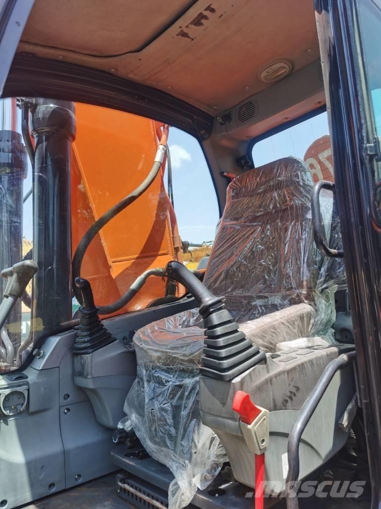 Doosan DX 225 LC Kāpurķēžu ekskavatori