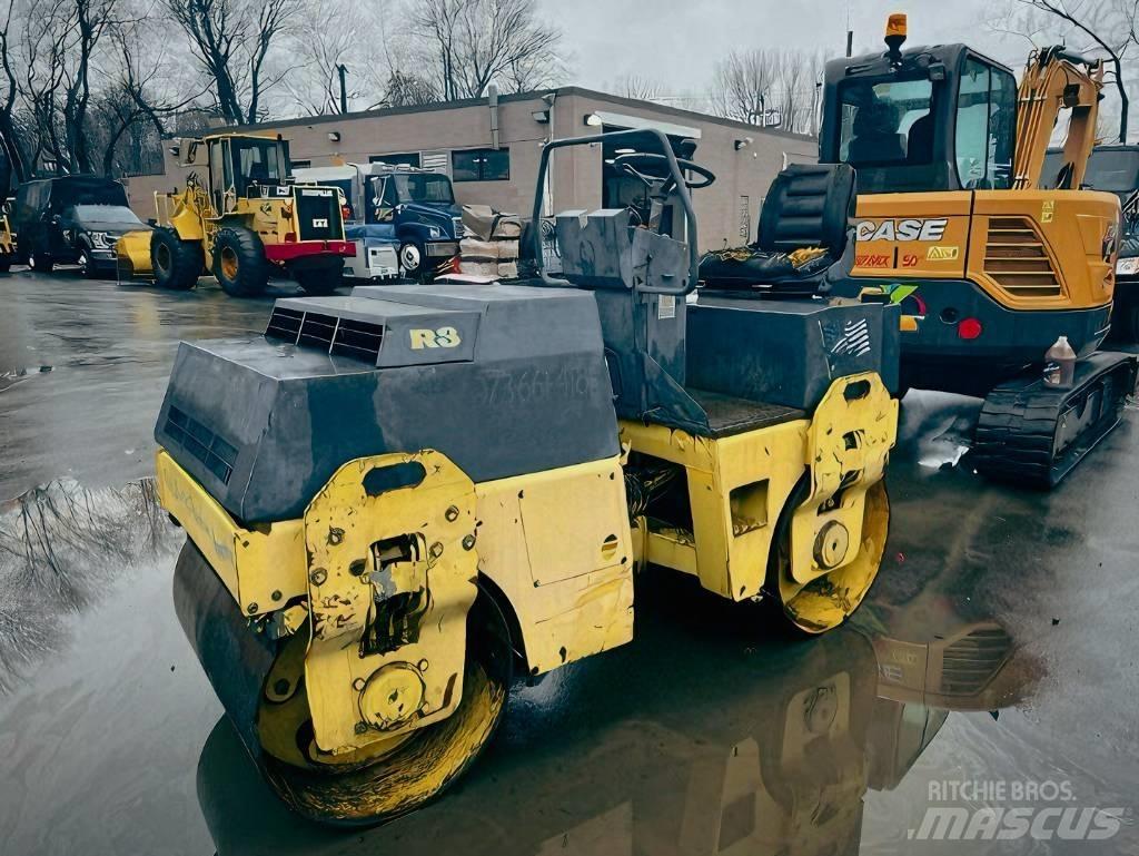 Bomag BW 100 AD-3 Divvalču grunts veltņi