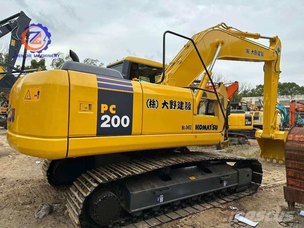 Komatsu PC 200-7 Kāpurķēžu ekskavatori