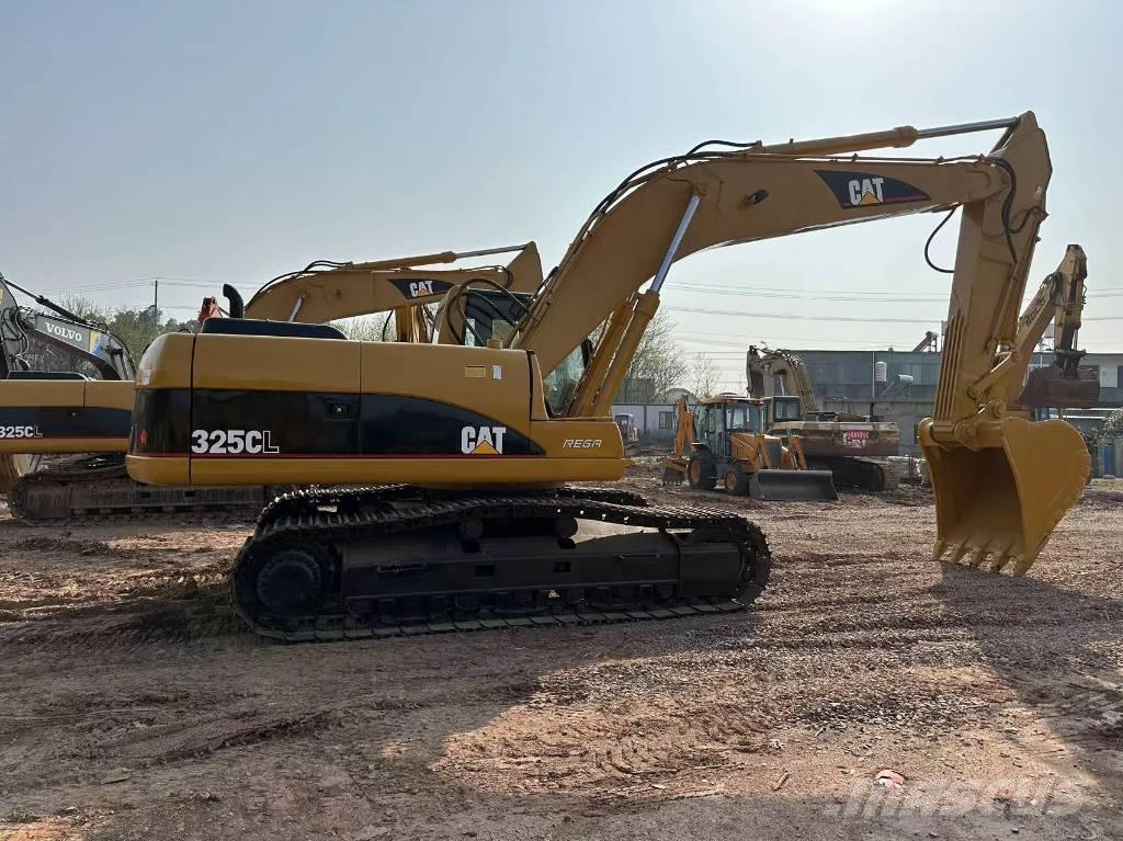 CAT 325 CL Kāpurķēžu ekskavatori